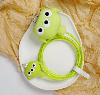 Iphone Charger Case Cover - Cute Aliens  - 4 Piece Set (With Wire Protector)